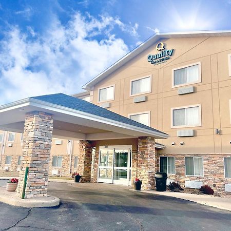 Quality Inn & Suites Wisconsin Dells Downtown - Waterparks Area Buitenkant foto