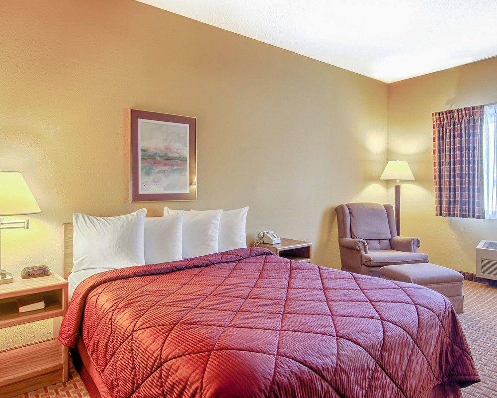 Quality Inn & Suites Wisconsin Dells Downtown - Waterparks Area Buitenkant foto