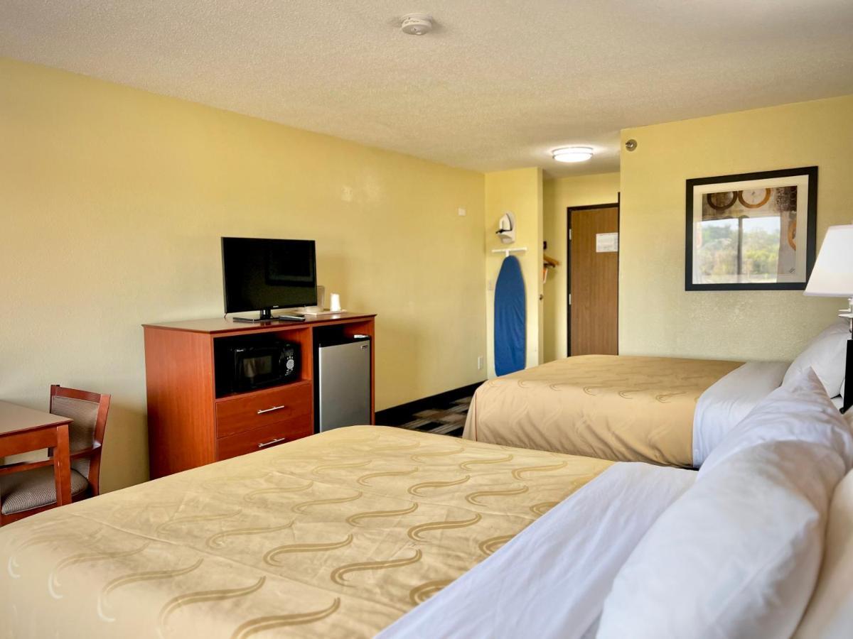 Quality Inn & Suites Wisconsin Dells Downtown - Waterparks Area Buitenkant foto