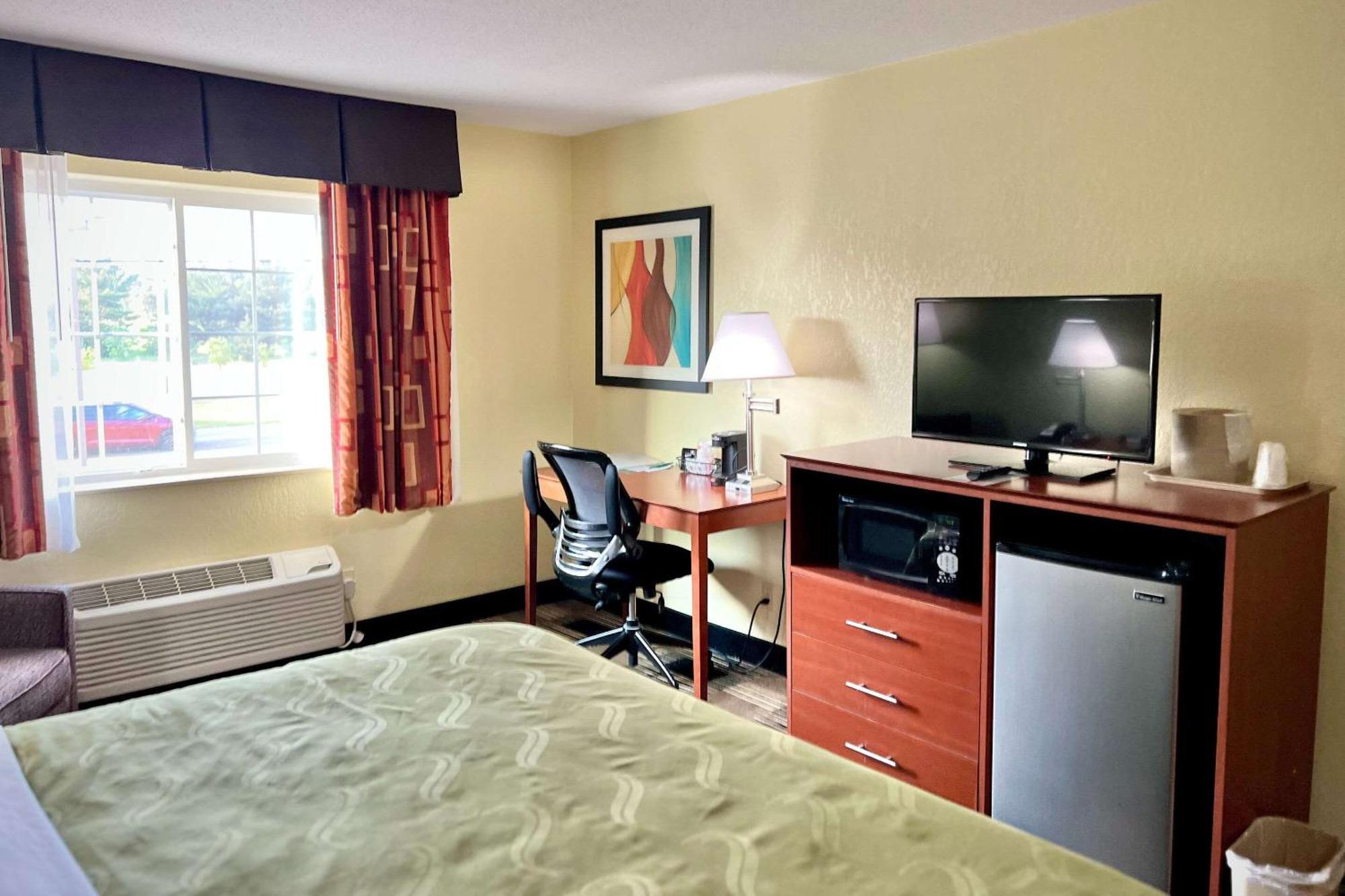 Quality Inn & Suites Wisconsin Dells Downtown - Waterparks Area Buitenkant foto