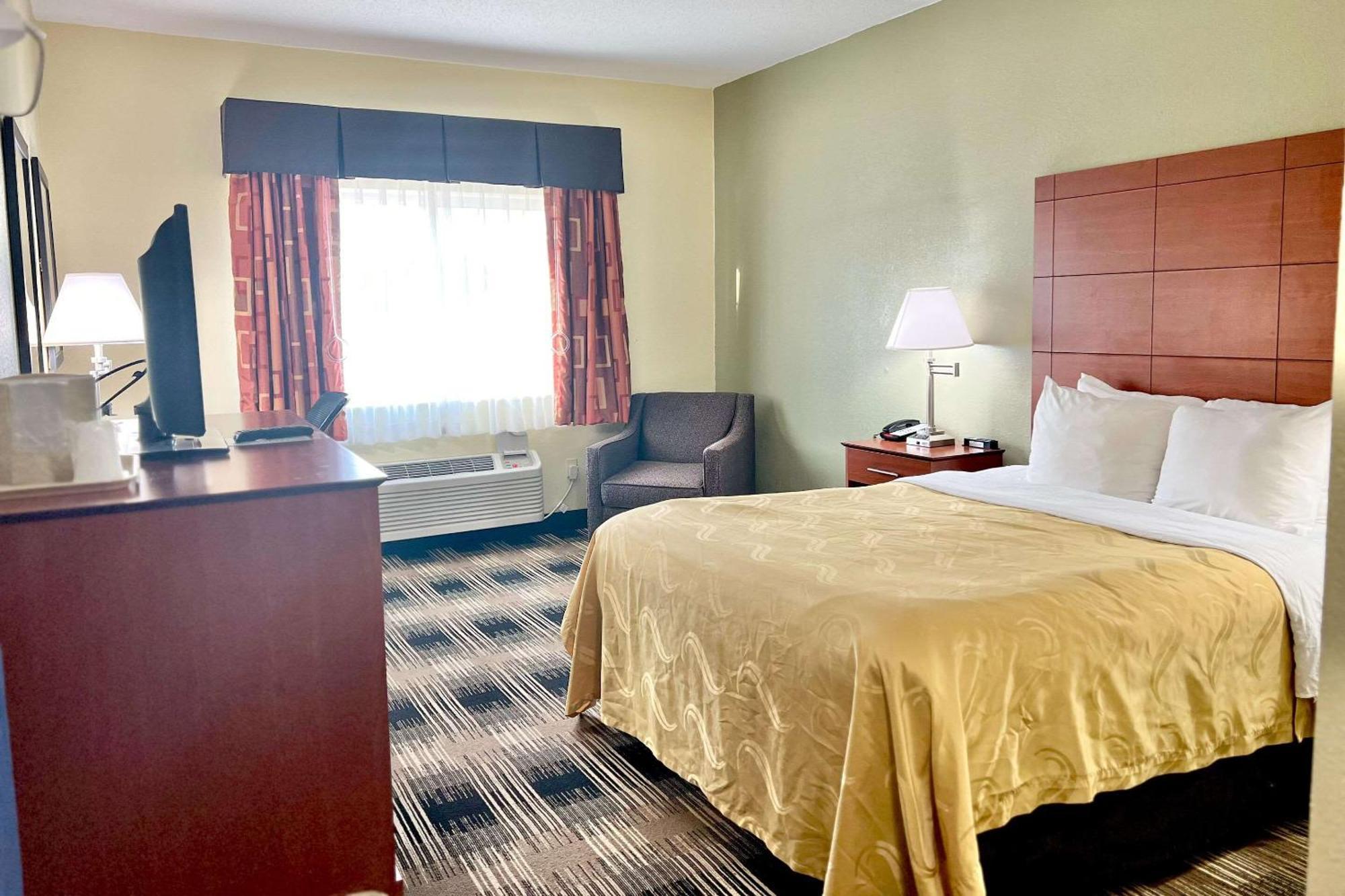 Quality Inn & Suites Wisconsin Dells Downtown - Waterparks Area Buitenkant foto