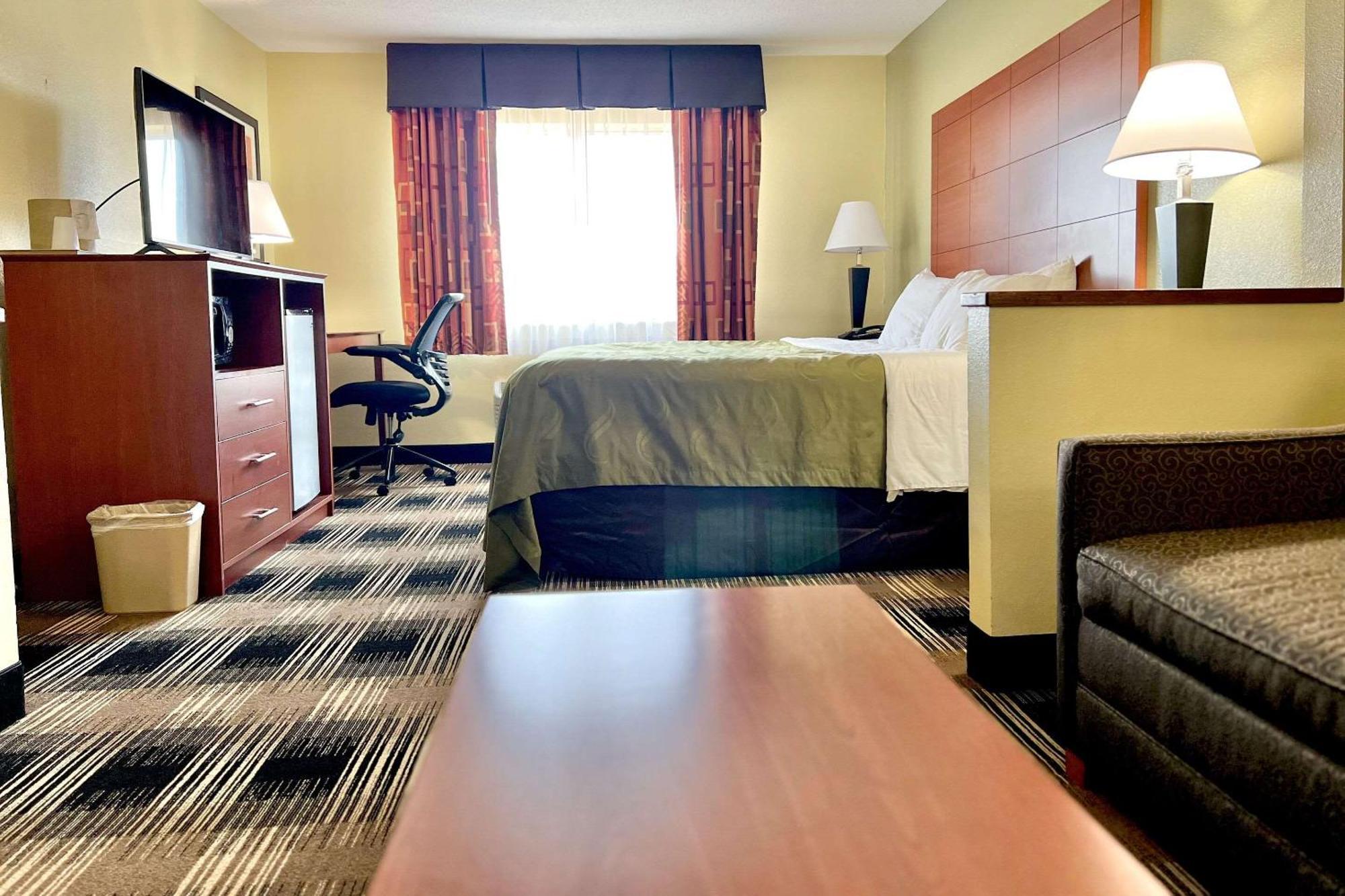 Quality Inn & Suites Wisconsin Dells Downtown - Waterparks Area Buitenkant foto