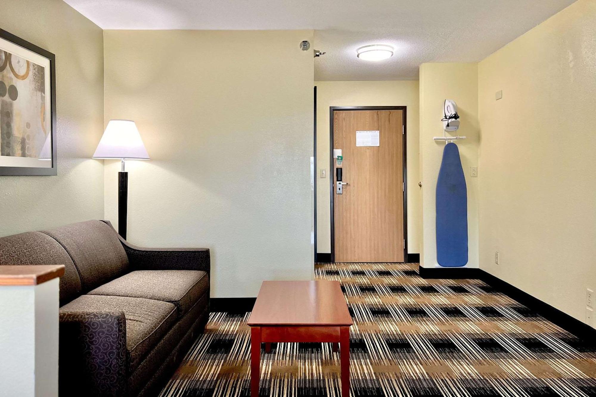 Quality Inn & Suites Wisconsin Dells Downtown - Waterparks Area Buitenkant foto